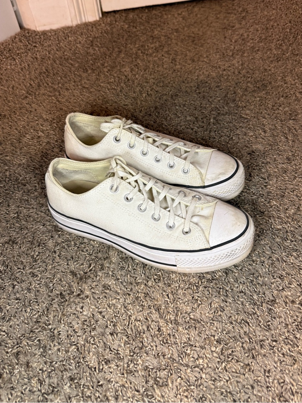 Converse low top platform converse - Women’s size 10
